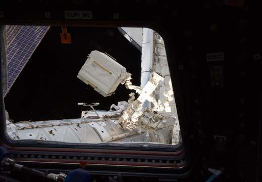 STS134-E-07707