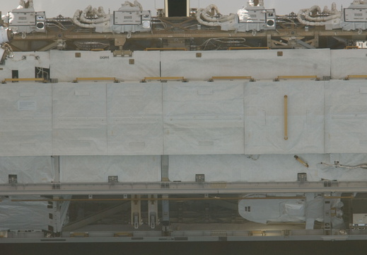 STS134-E-10394