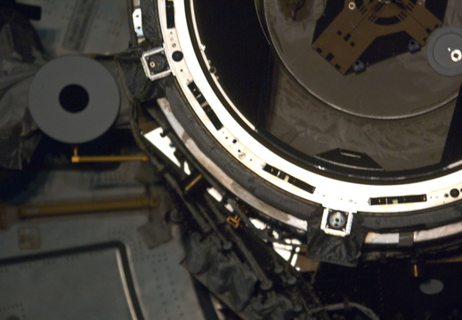 STS134-E-06819