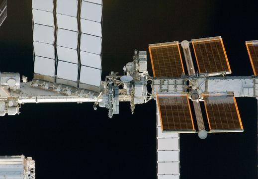 STS134-E-06634
