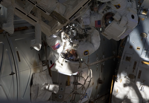 STS134-E-08962