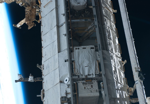 STS134-E-11844