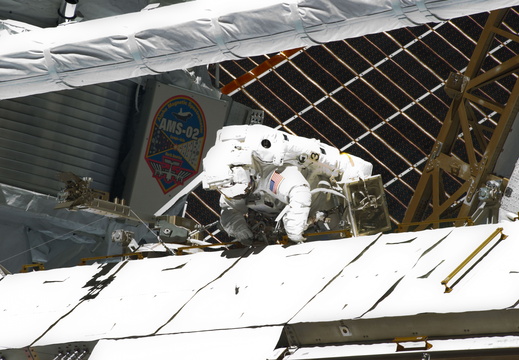STS134-E-09594