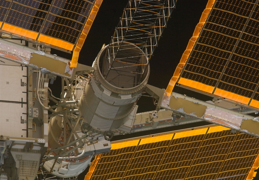 STS134-E-10378