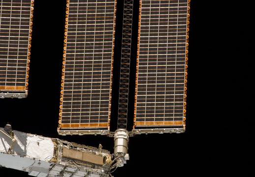 STS134-E-10244