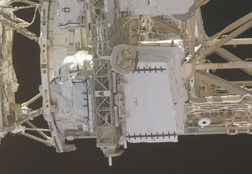 STS134-E-10345