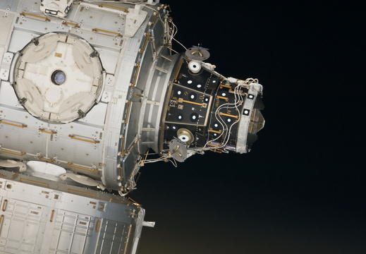 STS134-E-06784