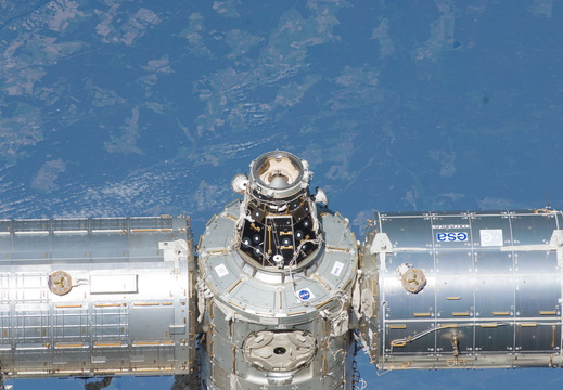 STS134-E-10601