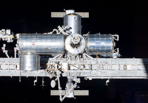 STS134-E-10570