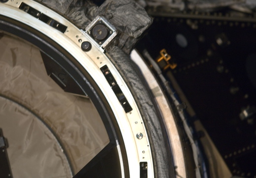 STS134-E-06834
