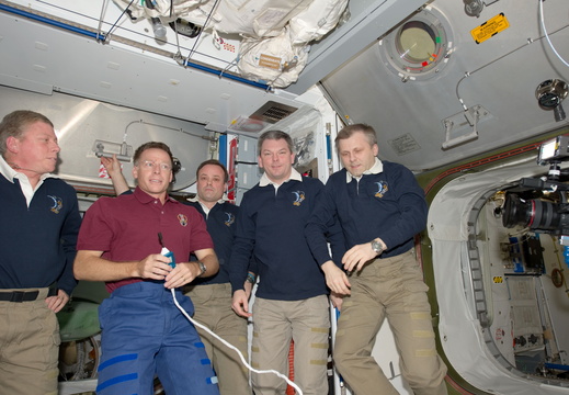 STS135-E-09390