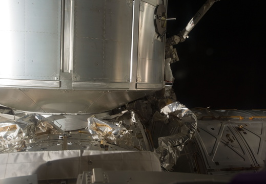 STS135-E-07492