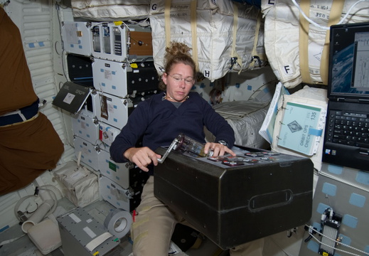 STS135-E-11591