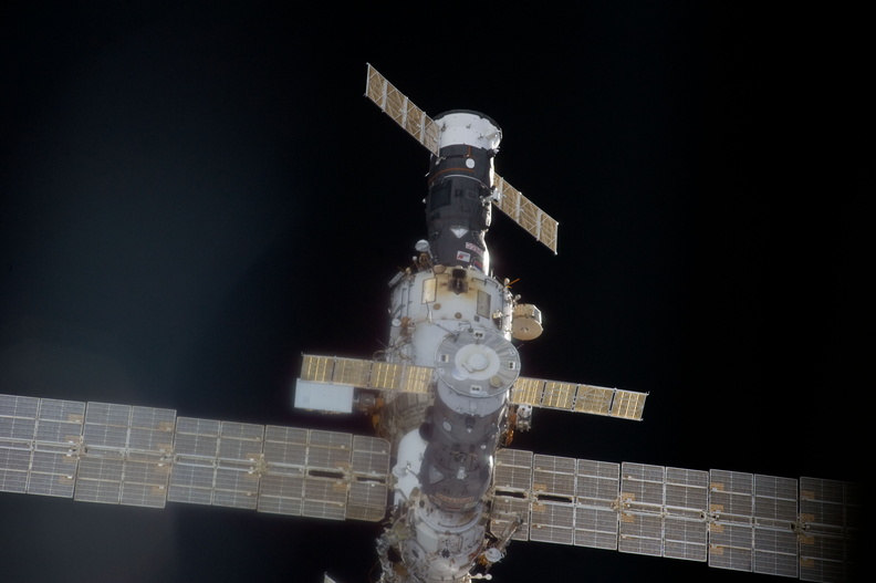 STS135-E-06741.jpg