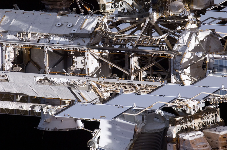 STS135-E-11086.jpg