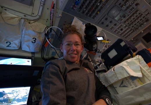 STS135-E-10682