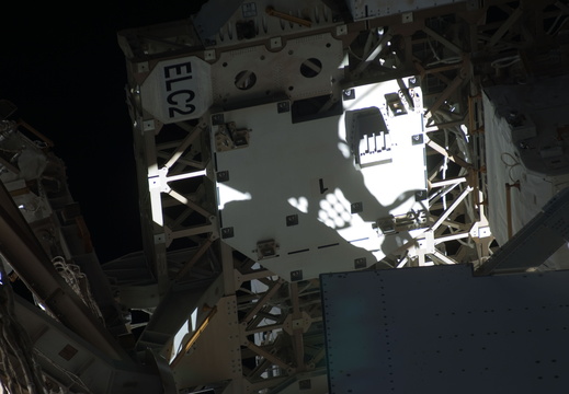 STS135-E-08397