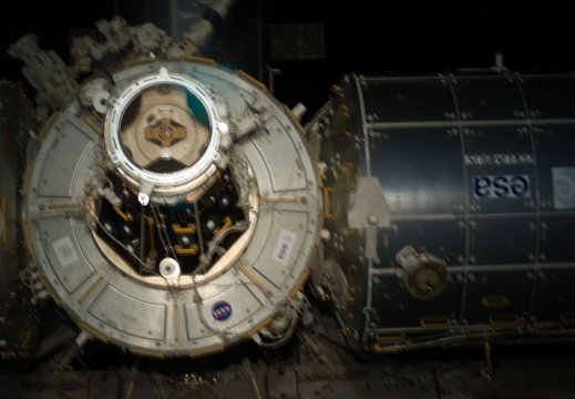 STS135-E-11742