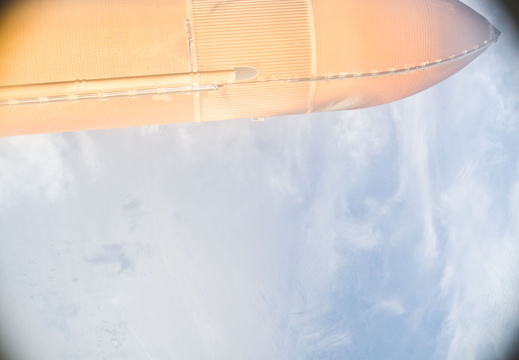 STS135-E-05014