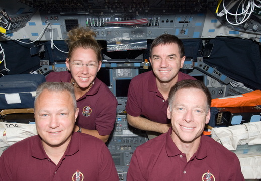 STS135-E-08706