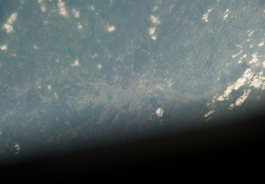 STS135-E-07052