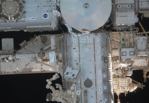 STS135-E-06851