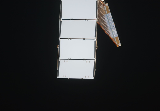 STS135-E-06829