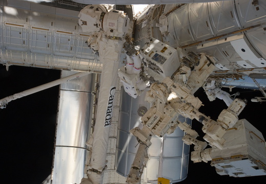 STS135-E-07576