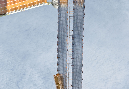 STS135-E-10996