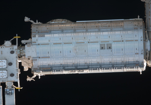 STS135-E-06856