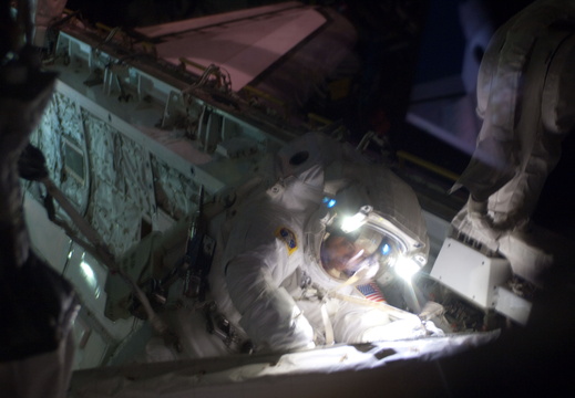 STS135-E-07691