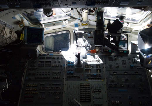 STS135-E-07137