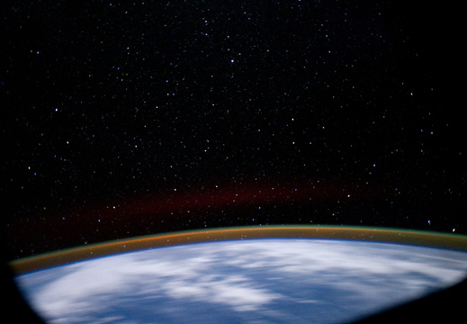 STS135-E-12314