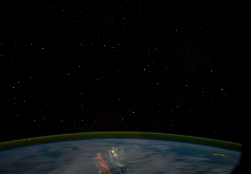 STS135-E-12273