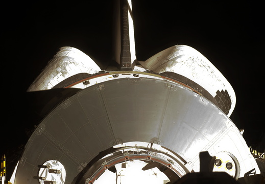 STS135-E-06442