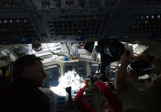 STS135-E-07226