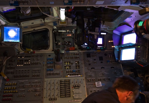 STS135-E-07181