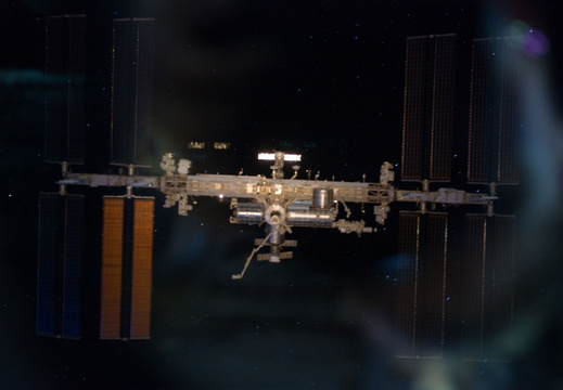 STS135-E-11757