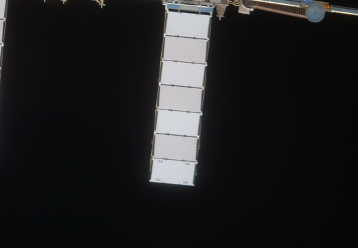STS135-E-06824