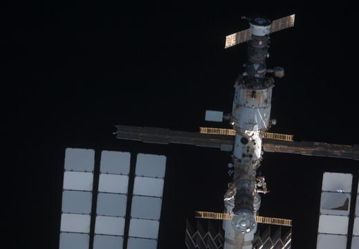 STS135-E-06791