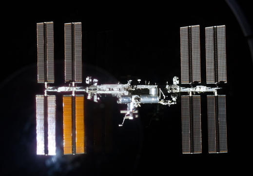 STS135-E-11768