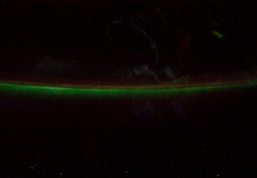 STS135-E-06371