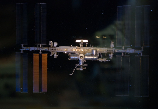 STS135-E-11758