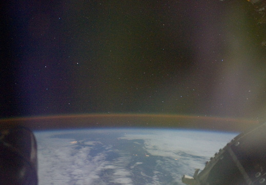 STS135-E-09000