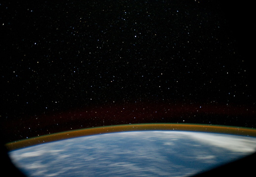 STS135-E-12301