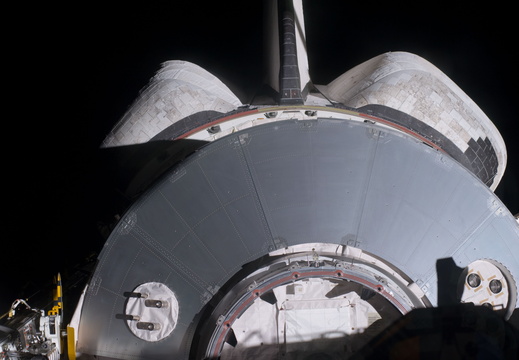 STS135-E-06446