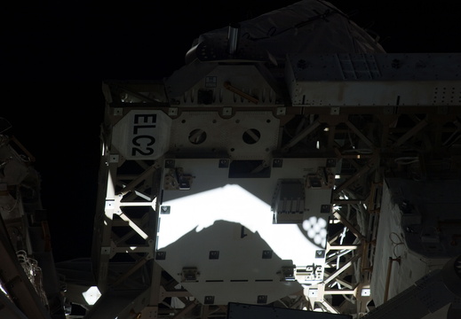 STS135-E-08359