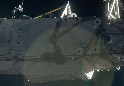 STS135-E-07010