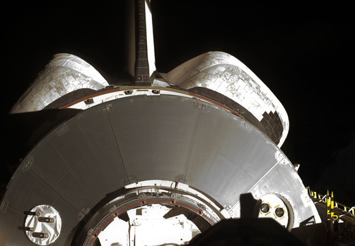 STS135-E-06441