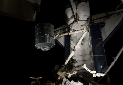 STS133-E-07506